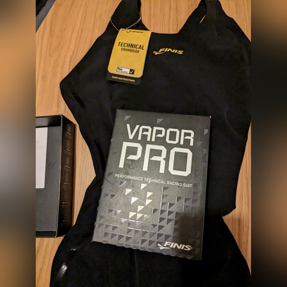 FINIS TECH RACE SWIM SUIT VAPOR PRO KNEESKIN - NEW IN BOX - Picture 2 of 10